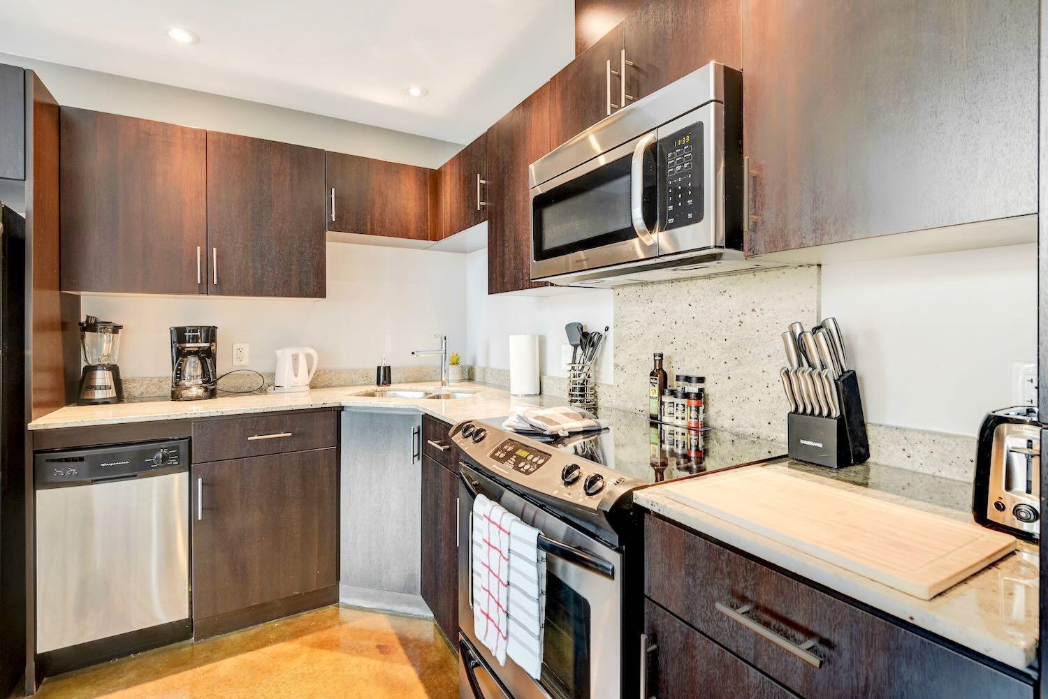 Modern 2Br Condo - King Bed - Downtown City Views YYC Exteriér fotografie